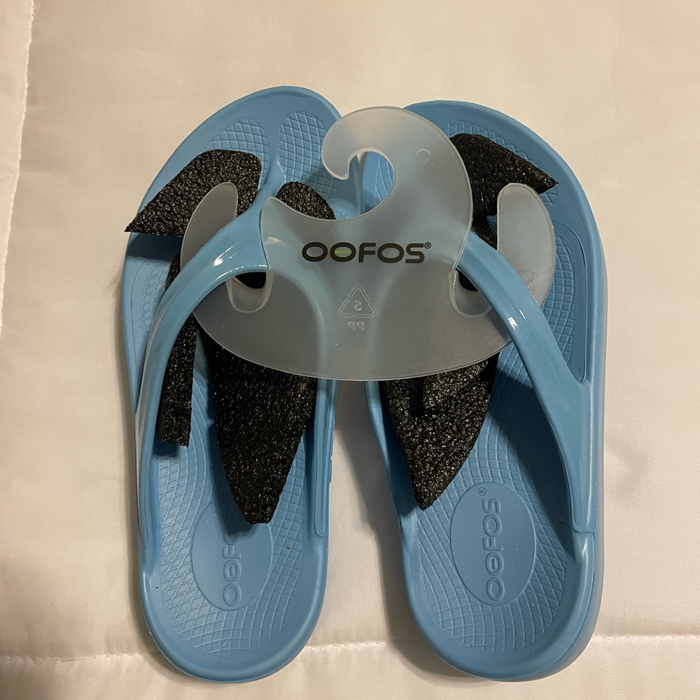 OOFOS Sandals blue